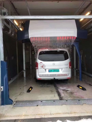 360 Автоматический робот для мойки автомобилей. Двухосевой автоматический бесконтактный робот для мойки автомобилей высокого давления. Машина обратного осмоса для воды